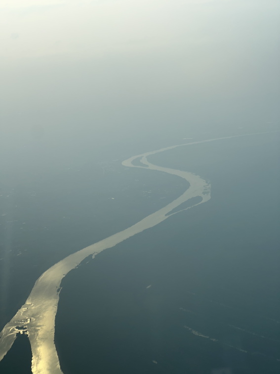 20250726 - BEG-MUC - Die Donau verschwindet im Nichts.jpg