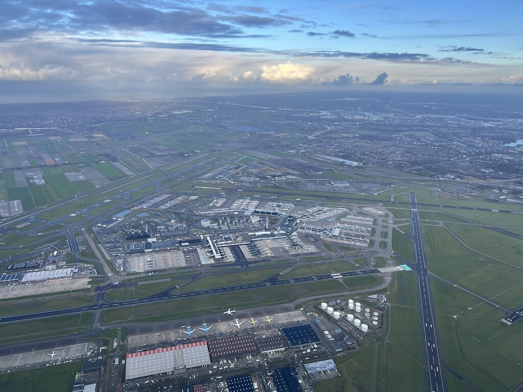 09.01.2025 München - Amsterdam | Midfield Crossing Schiphol